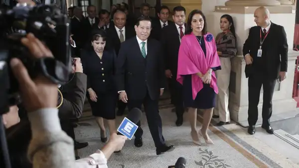 Congreso otorga voto de confianza al gabinete ministerial de Eduardo Arana