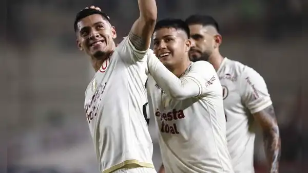 Universitario volvió a hacerse fuerte de local: goleó 5-0 a ADT y es el único líder del Torneo Apertura 2025