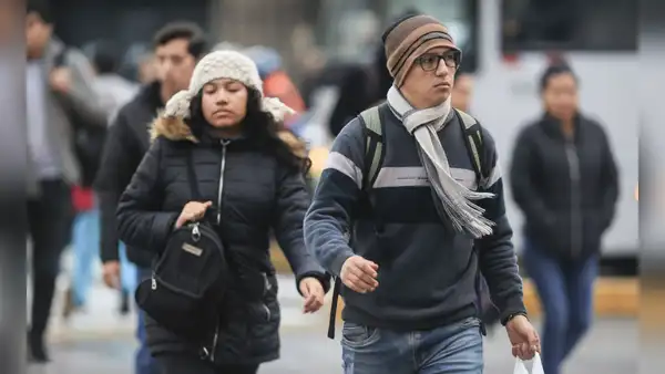 Invierno 2025 en Lima: temperaturas bajarán hasta los 10 °C y humedad superará el 90 %, según Senamhi