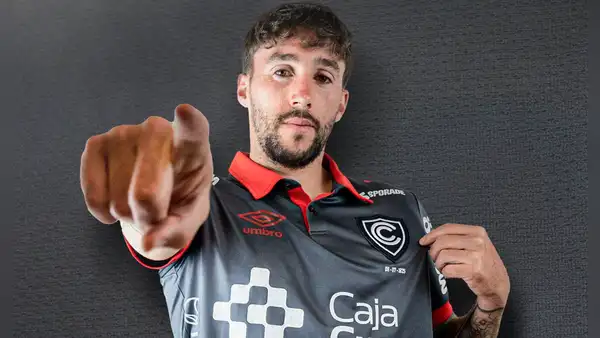 Cienciano presenta nueva camiseta por bicentenario del Colegio Nacional de Ciencias que estrenará en Liga 1: "Donde todo inició"