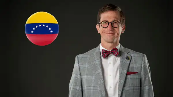 Biólogo y matemático venezolano será rector en prestigiosa universidad de EEUU: ¿quién es Santiago Schnell?