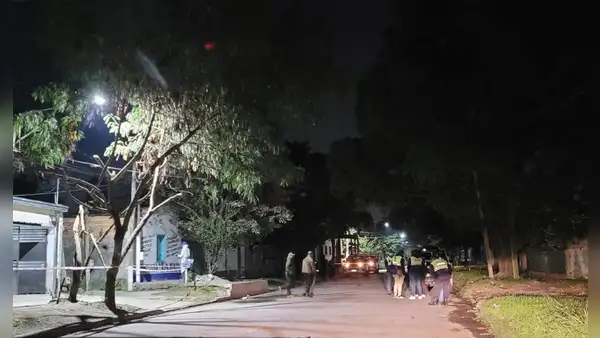 Mujer de 104 años es asesinada por su yerno al defender a su hija de agresión en Argentina: acusado sigue libre