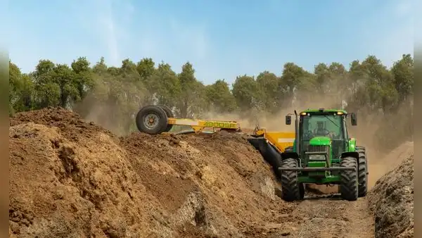 Agroindustrial Laredo apuesta por economía circular transformando hojas de caña en abono orgánico