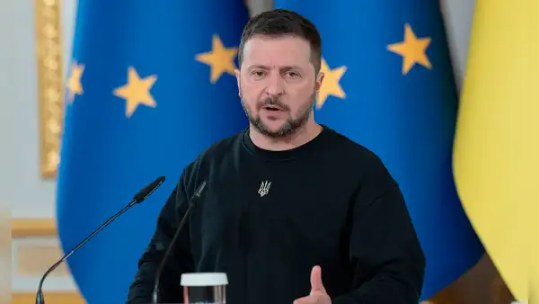 Zelenski felicita sanciones de la Unión Europea contra Rusia y afirma que “son respuesta a la brutalidad de sus ataques”