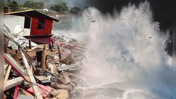 Tsunami llega a Chile y Ecuador en vivo: a qué hora llegan las olas anómalas y de qué tamaño serán tras terremoto en Rusia