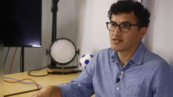Marco Avilés: “El propio Estado te abandona si vives en la periferia”