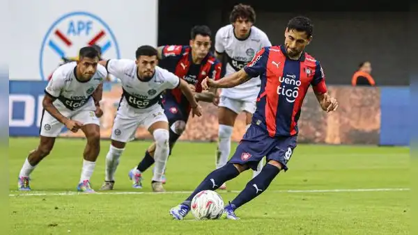 Cerro Porteño derrotó a Olimpia 3-2 por el superclásico de Paraguay