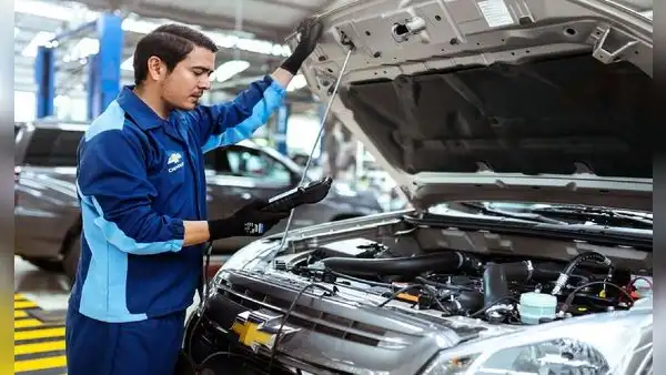 ¿Cómo hacer mantenimiento preventivo a tu vehículo y evitar gastos innecesarios en el taller?