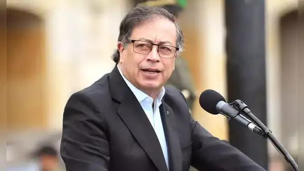 Petro denuncia que Perú tomó territorio colombiano y advierte: “Vamos a defender nuestra soberanía”