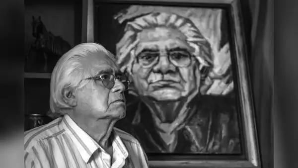 Breve, poético y contundente: “El escarabajo y el hombre” de Oswaldo Reynoso