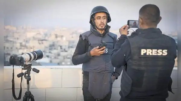 Informar desde Gaza, donde periodistas son asesinados y sufren de hambruna