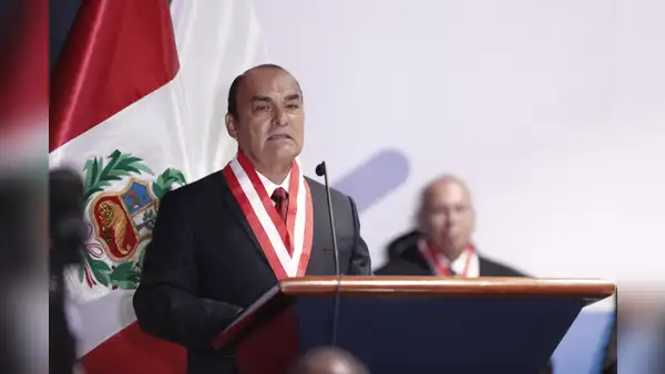 JNJ evalúa hoy el pedido de vacancia contra Gino Ríos: Flor Pablo pide que sesión sea pública