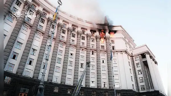Rusia bombardea por primera vez la sede de Gobierno de Ucrania en el mayor ataque con misiles desde el inicio de la guerra