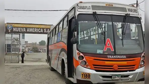 Crímenes a choferes no cesan ante división de gremios de transporte e inacción del Gobierno de Boluarte: "Solo nos usan para la foto"
