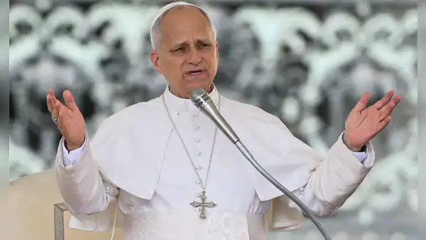 Papa León XIV descarta que Iglesia Católica promueva reformas sobre la comunidad LGBTQ+ y el matrimonio igualitario