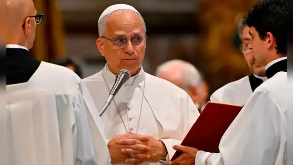 Papa León XIV afirma que el Vaticano no puede pronunciarse sobre si está habiendo genocidio en Gaza