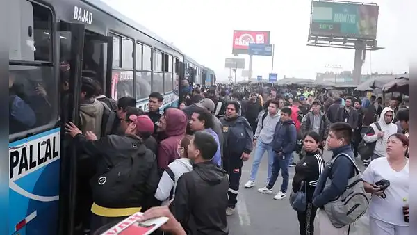 ¿Cómo va el paro de transportistas hoy? La ruta hacia el Congreso y las principales vías afectadas