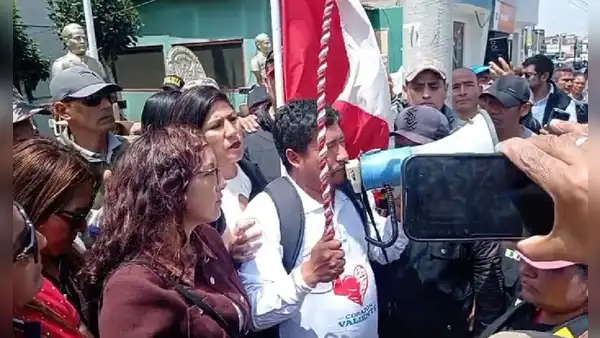 Alcalde de Pataz tras intervención de PNP en su marcha a Lima: "Si me pasa algo, los responsables son Dina Boluarte y Acuña"