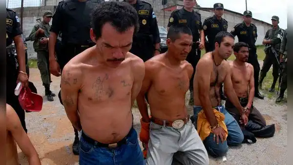 Guatemala: condenan a pandilleros de 'Barrio 18' a más de 100 años de cárcel por asesinato y extorsión