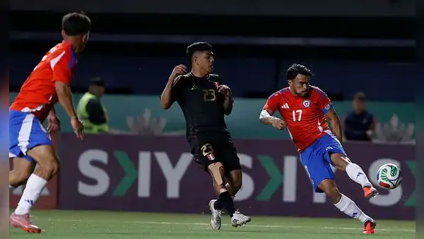 Perú perdió ante Chile en la última jugada: Manuel Barreto debutó con derrota en amistoso internacional