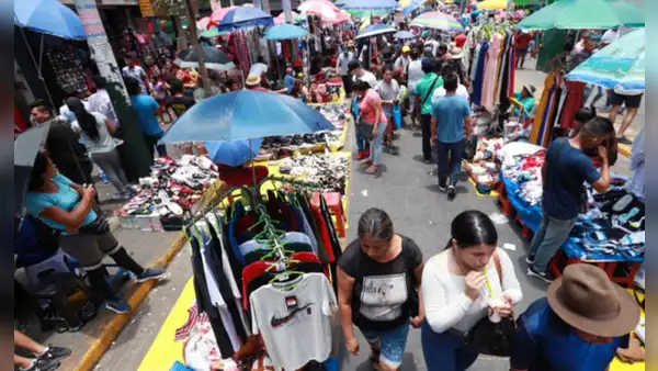 Siete de cada diez jóvenes trabajan en la informalidad: la trampa del primer empleo en el Perú