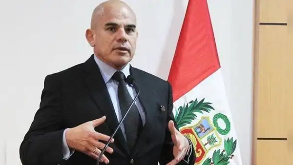 Primer ministro anuncia que no se reorganizará la PNP pese a altos índices de criminalidad