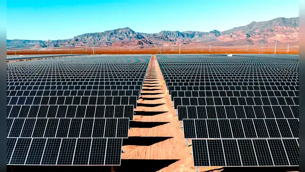 Científicos de China han cubierto un desierto con paneles solares y confirman que pueden cambiar el ecosistema de allí para siempre