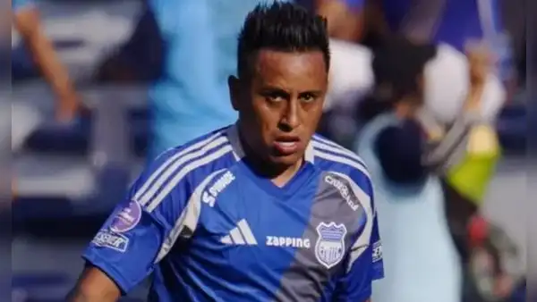 Christian Cueva habría peleado con su compañero: prensa ecuatoriana revela fuerte cruce en pleno partido de Emelec