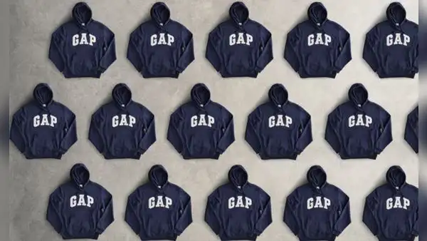 30 años, millones de historias: El Arch Logo Hoodie de Gap celebra tres décadas marcando tendencia y uniendo generaciones