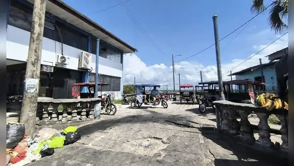 Iquitos: vecinos denuncian que plazuela está sumida en el abandono, en medio de la inseguridad y la falta de agua