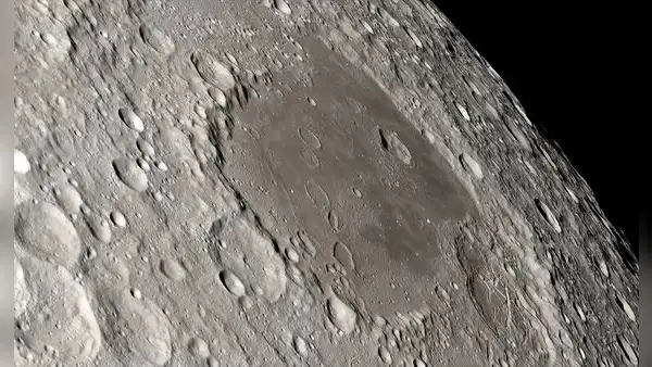 Científicos chinos descubren “óxido de hierro” en el suelo lunar que revoluciona lo que sabíamos sobre la Luna