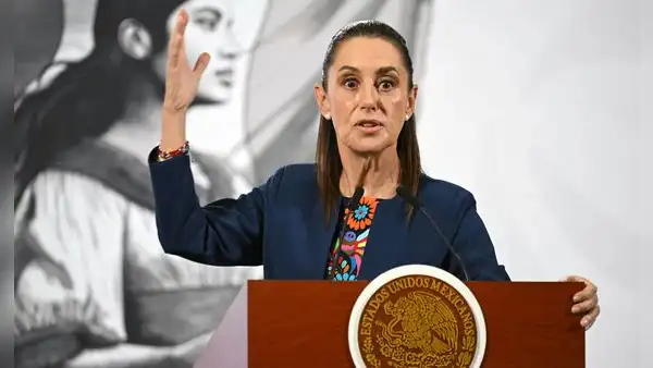 Claudia Sheinbaum felicita a Fátima Bosh y la destaca como ejemplo tras su coronación como Miss Universo