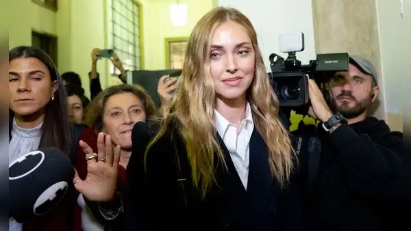Fiscalía italiana pide pena de cárcel para influencer Chiara Ferragni por acusación de fraude