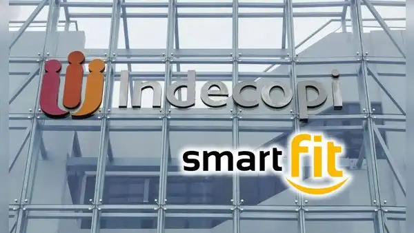 Indecopi multa a Smartfit Perú con más de S/418 mil por ascensor defectuoso que causó caída de una usuaria