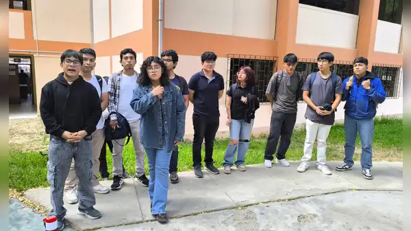 Estudiantes de la Universidad Nacional de Piura protestan por aumento de pagos de hasta 200% en trámites administrativos