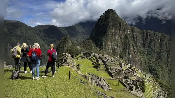 Gremios rechazan iniciativa del Congreso de crear nueva autoridad que administre Machu Picchu y advierten riesgos para el turismo