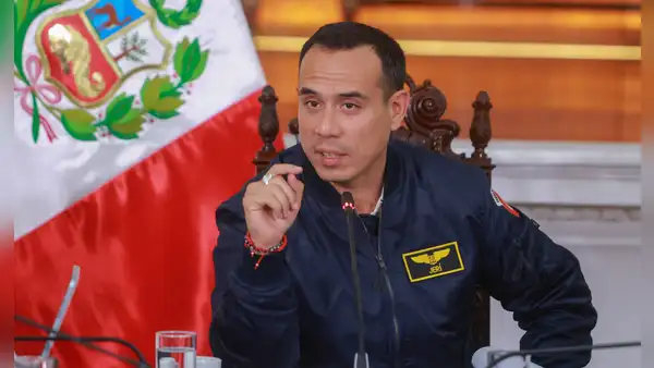 José Jerí intenta evadir sanción del JEE y niega proselitismo pese a sus elogios a Somos Perú durante entrevista en TV