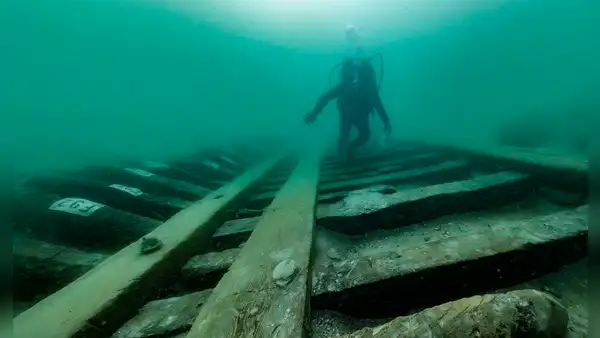 Arqueólogos descubren un ‘palacio flotante’ de la última dinastía faraónica en un antiguo puerto egipcio