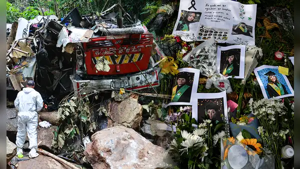 Tragedia en Colombia: al menos 16 escolares muertos y 20 heridos deja la caída de bus por un acantilado