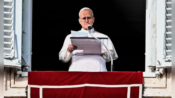 León XIV instó a los funcionarios del Vaticano a dejar sus ambiciones y se comprometió a seguir el legado de Francisco