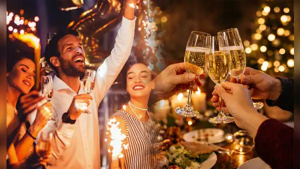 Año Nuevo 2026: 100 frases bonitas y cortas para dedicar a familia y amigos por WhatsApp, Facebook e Instagram