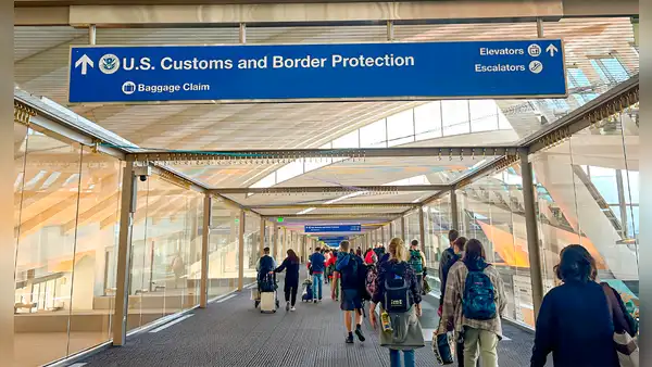 CBP endurece control migratorio en EE.UU.: modifica las reglas de entrada y salida para residentes con Green Card