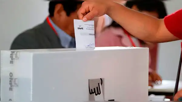 Elecciones 2026: 9 listas presidenciales más superan el periodo de tachas y van 24 las candidaturas inscritas