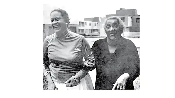 Chabuca Granda, Victoria Angulo y la historia de “La flor de la canela”, por Eduardo González Viaña
