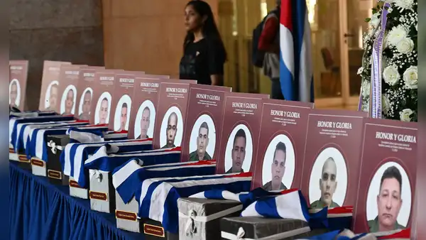 Cuba recibe y rinde honores a sus 32 soldados muertos durante la intervención de EE. UU. en Venezuela
