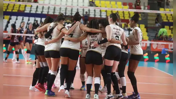 Universitario venció a Olva Latino en un partidazo: 'cremas' ganaron 3-2 por la segunda fase de la Liga Peruana de Vóley