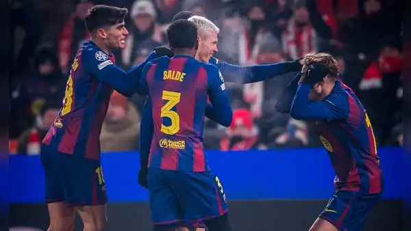 Barcelona venció a Slavia Praga y buscará su pase a octavos de final de la Champions League en la última fecha