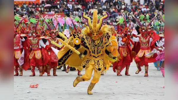 Cuando se baila para la Virgen de la Candelaria