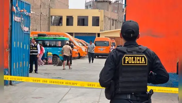 Balean 7 veces a dos choferes de la empresa de transporte El Mandarino en San Juan de Lurigancho