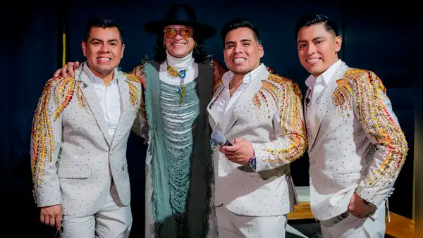 ¡Se suma a la cumbia peruana! Elvis Crespo sorprende al grabar con Orquesta Candela y usuarios reaccionan: “Excelente colaboración”